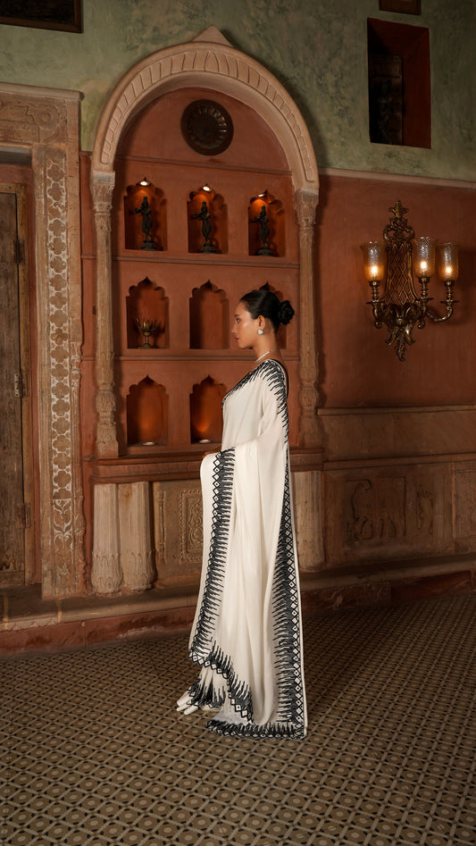 Chain Mail Textured Saree