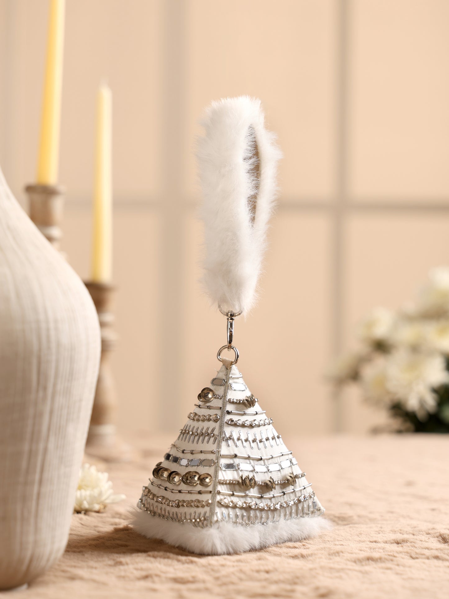 Ivory Frost Fur Potli
