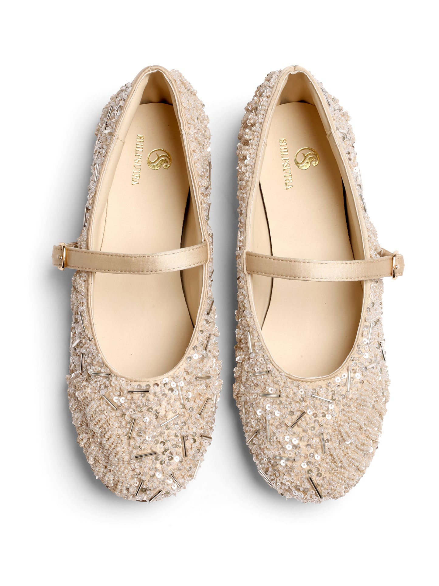 Ivory Frost Ballarenas