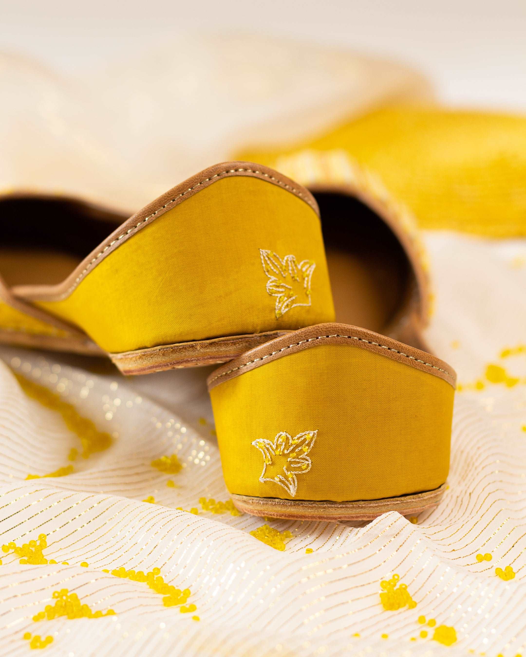 Yellow Color Designer Hand Embroidered Punjabi Ladies Jutti 