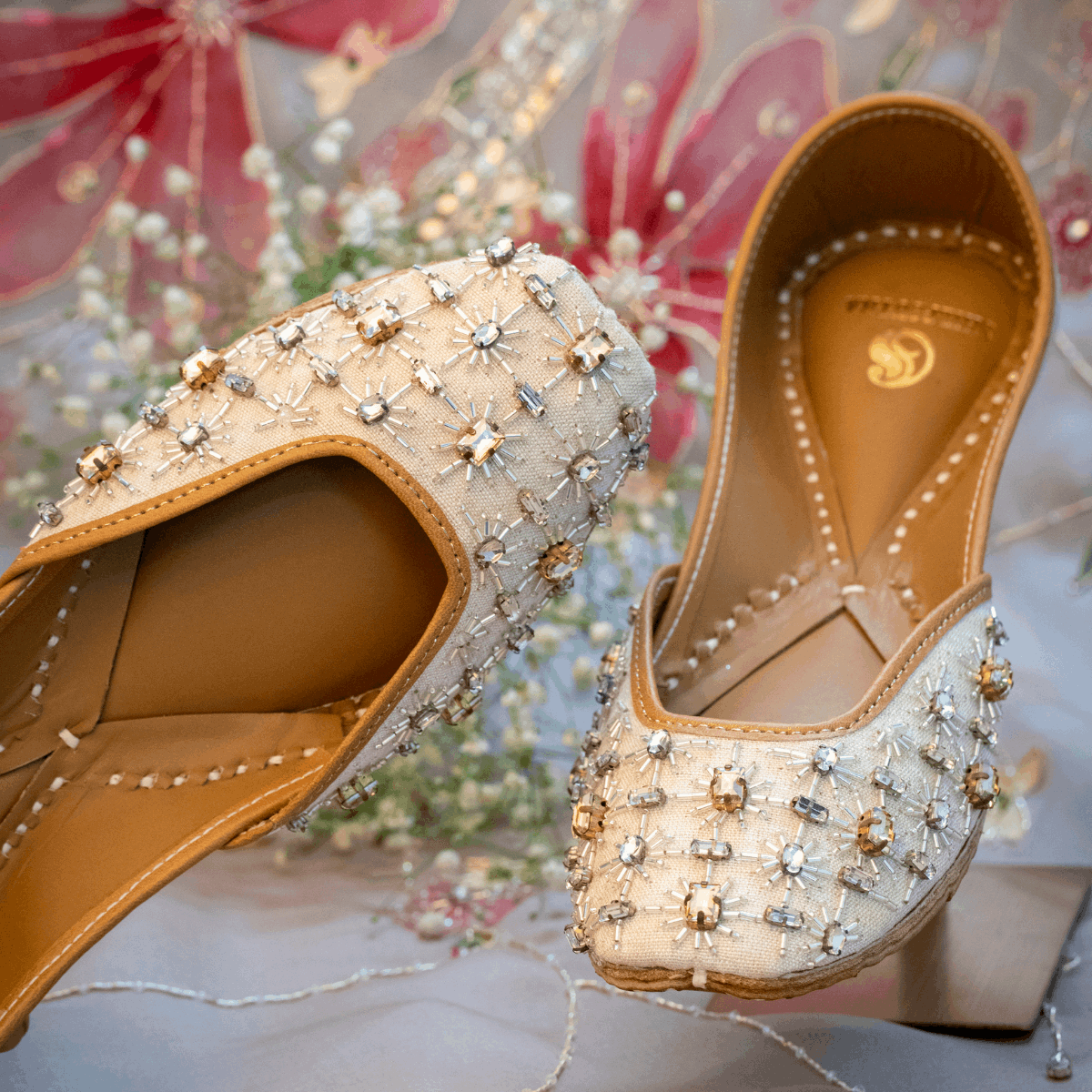 Golden & Silver Stones Studded Designer Jutti