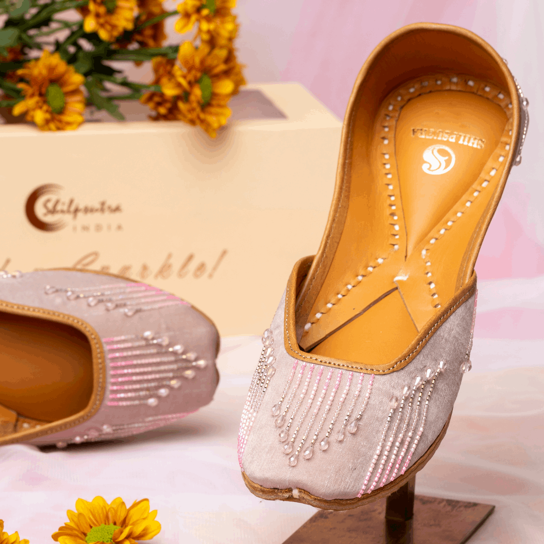 Designer Hand embroidered Punjabi Ladies jutti