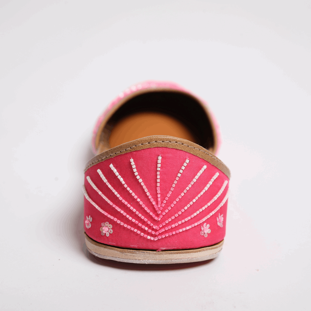 Pink Color Designer High Fashion Ladies Punjabi Jutti 