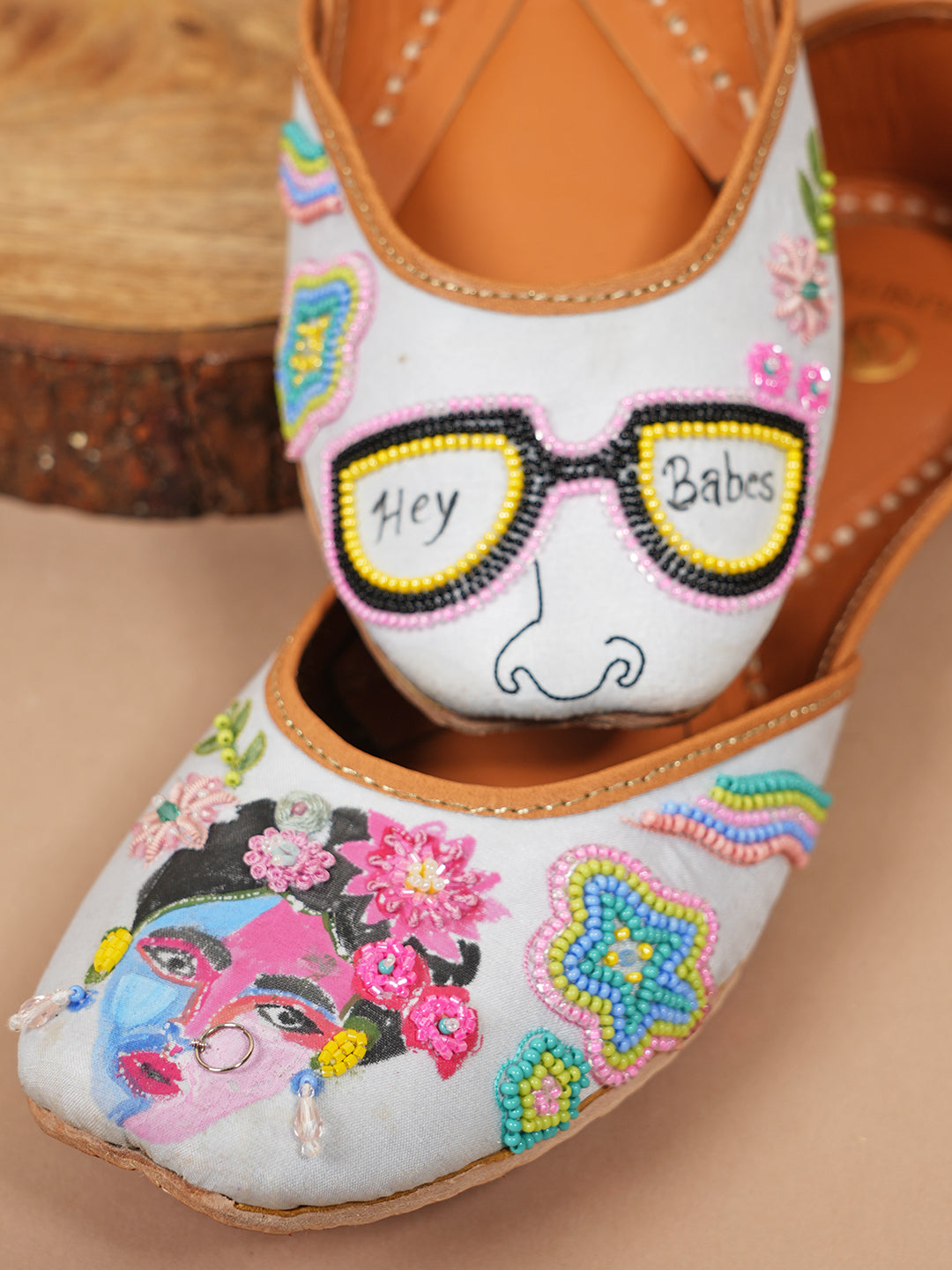 Pop Girls Color-Blocked Jutti - Contemporary Comfort and Style