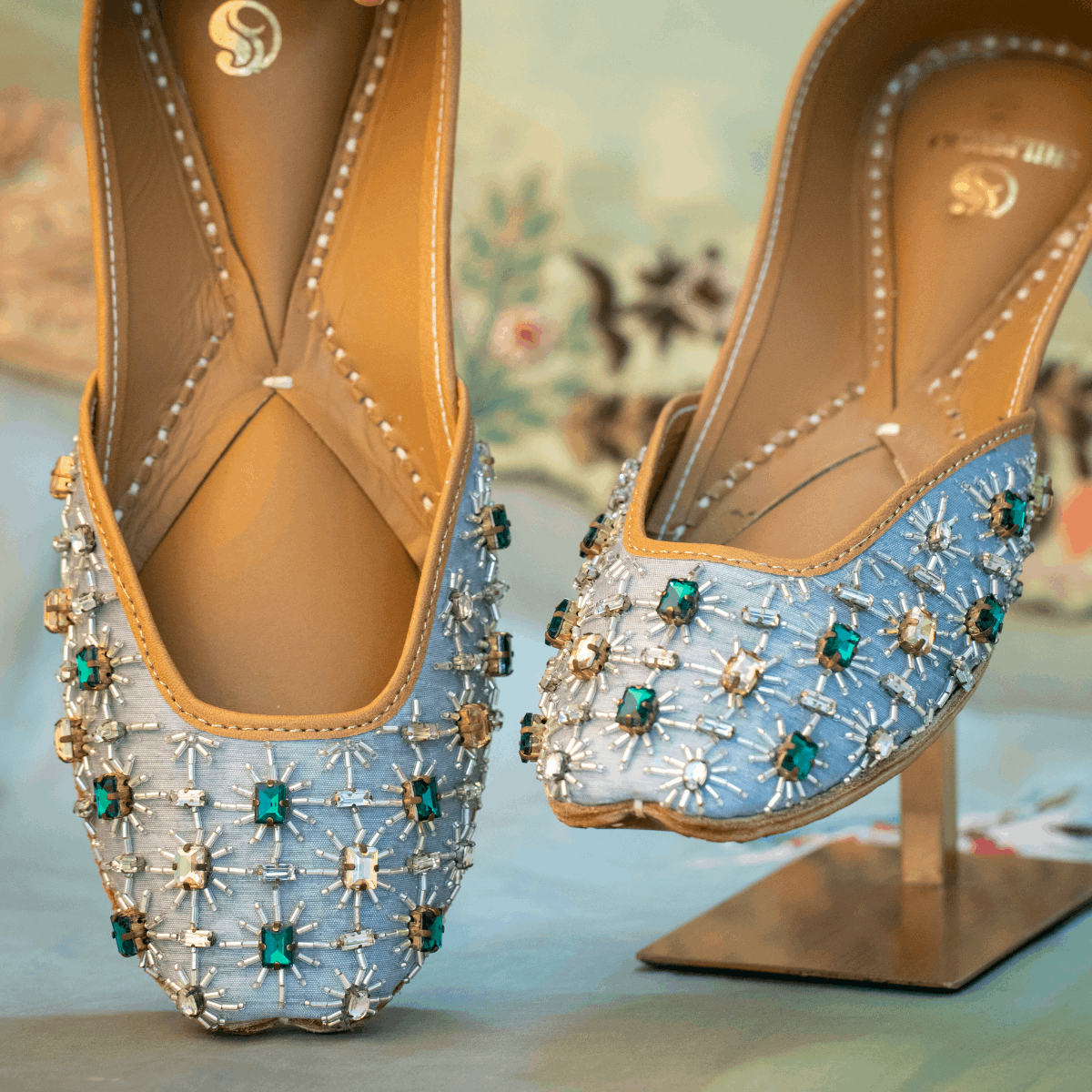 Handcrafted Designer Punjabi Ladies Jutti