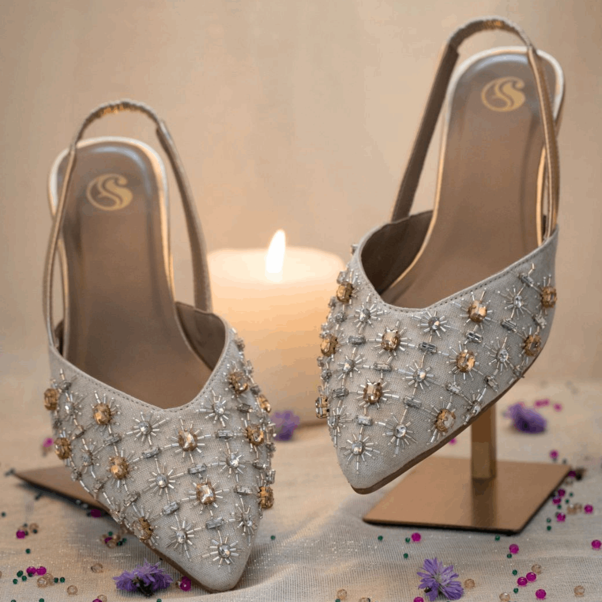 Gold & Silver Stones Handcrafted designer ladies juti