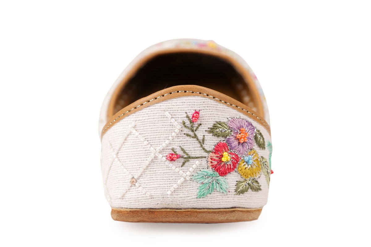 Amaryllis Hand Embroidered Premium Women's White Jutti - counter