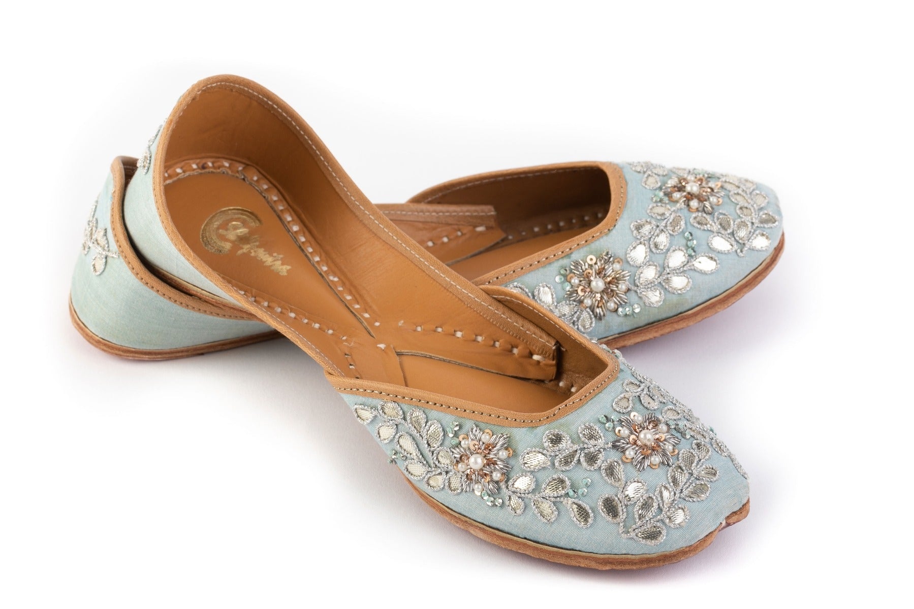 Embroidered Jutti