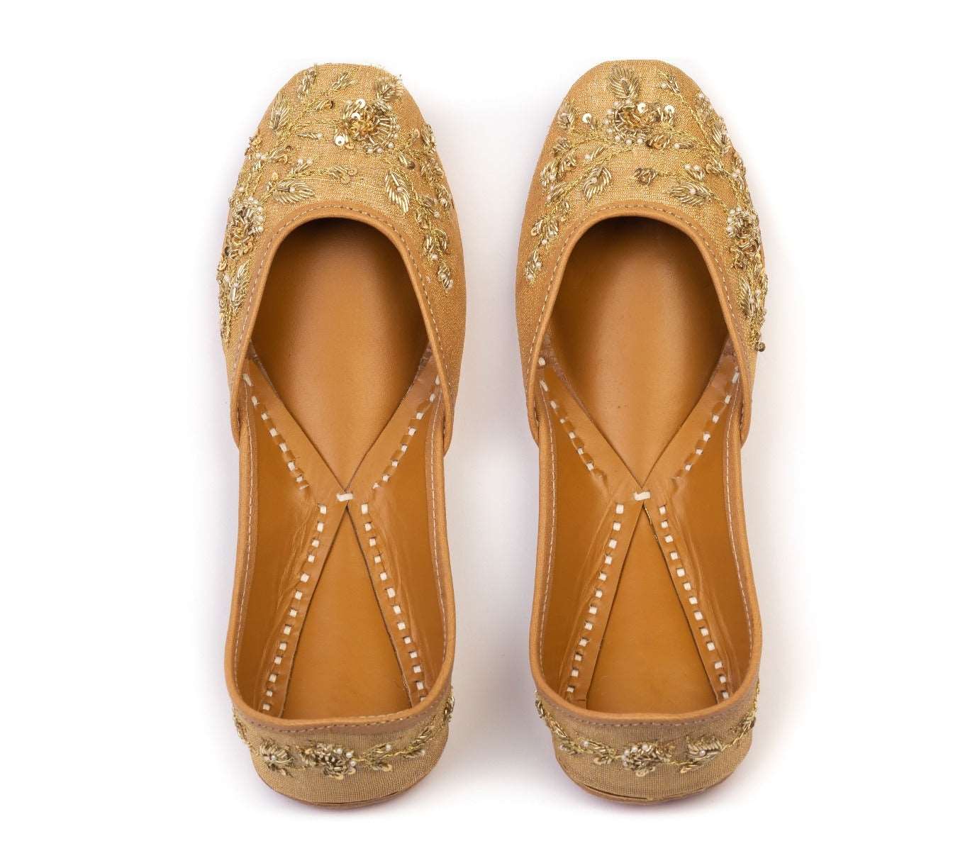 Designer Golden Embroidered Ladies Punjabi Fancy Jutti