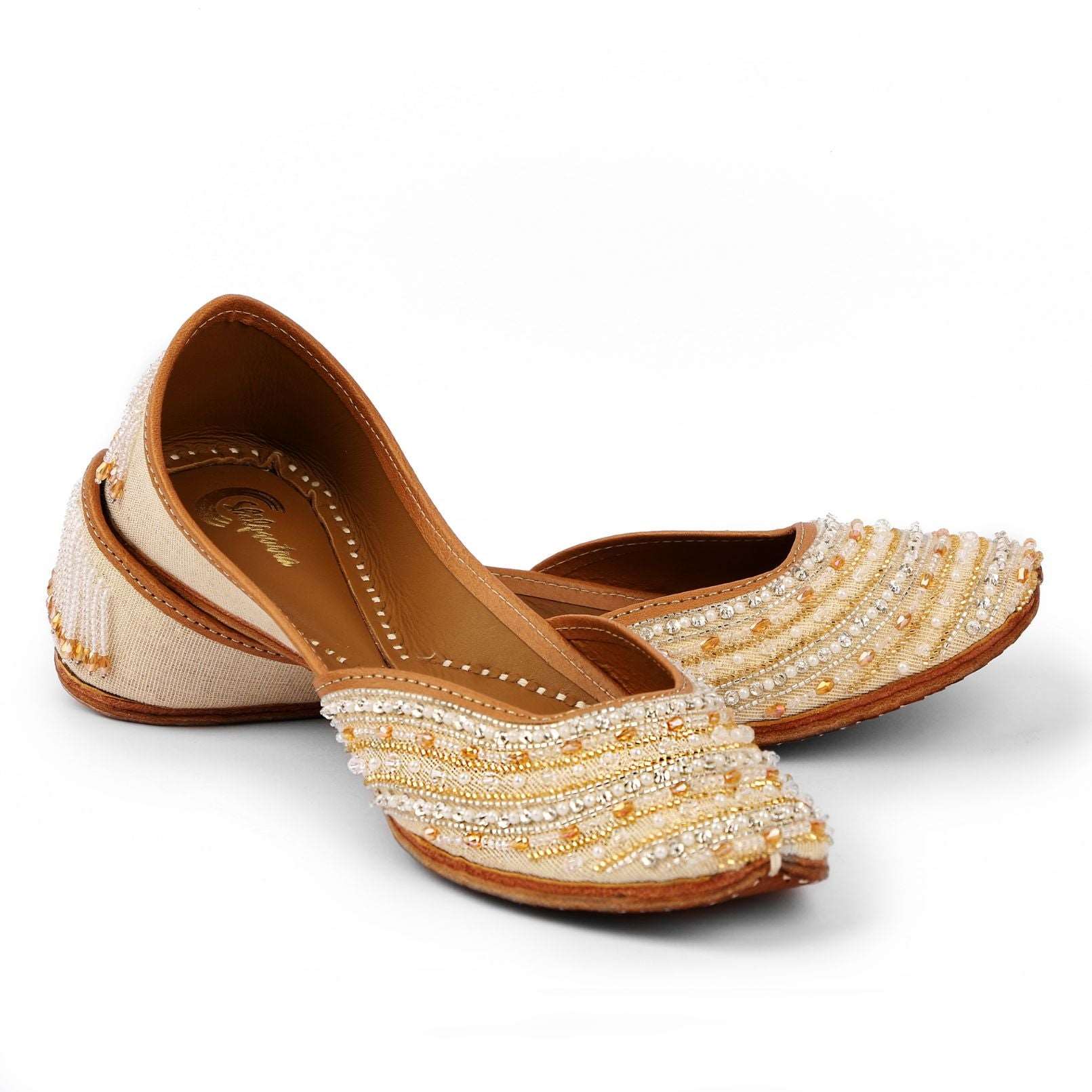 White color Designer golden embroidered ladies new design jutti