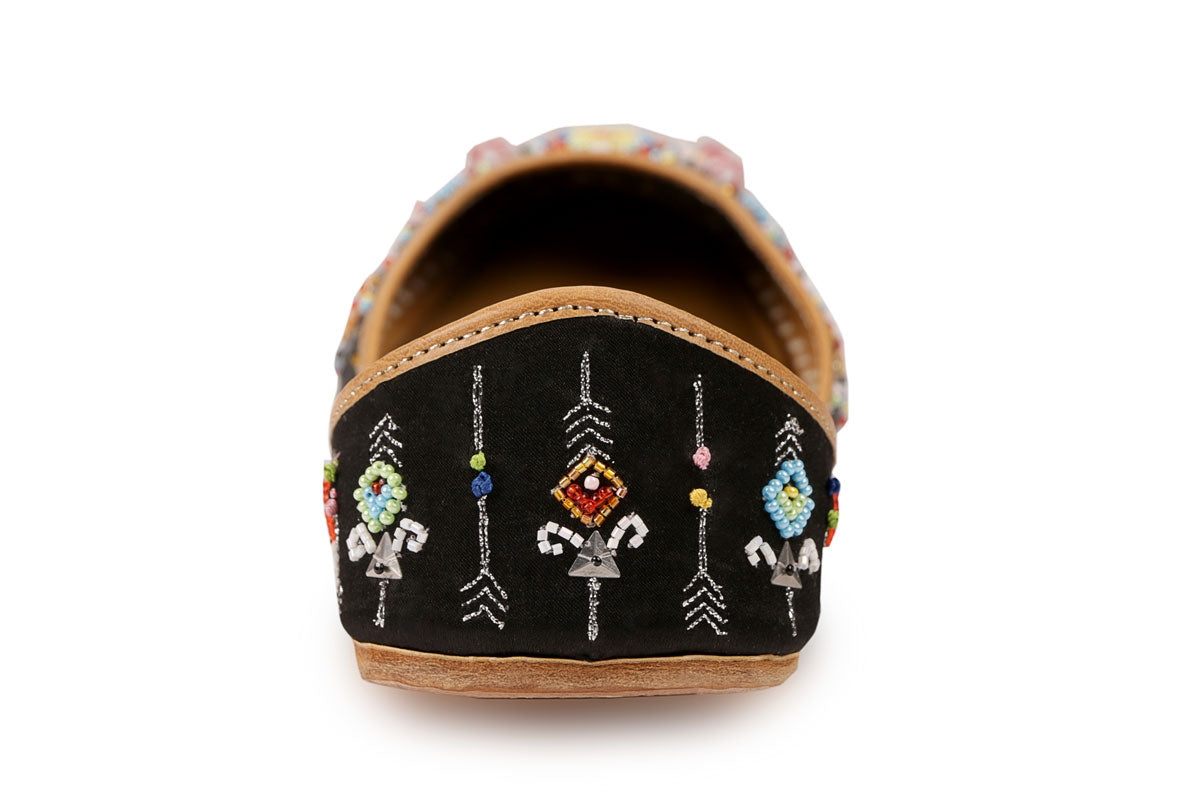 Multicolor hand Embroidered Black Color Ladies Punjabi Jutti 