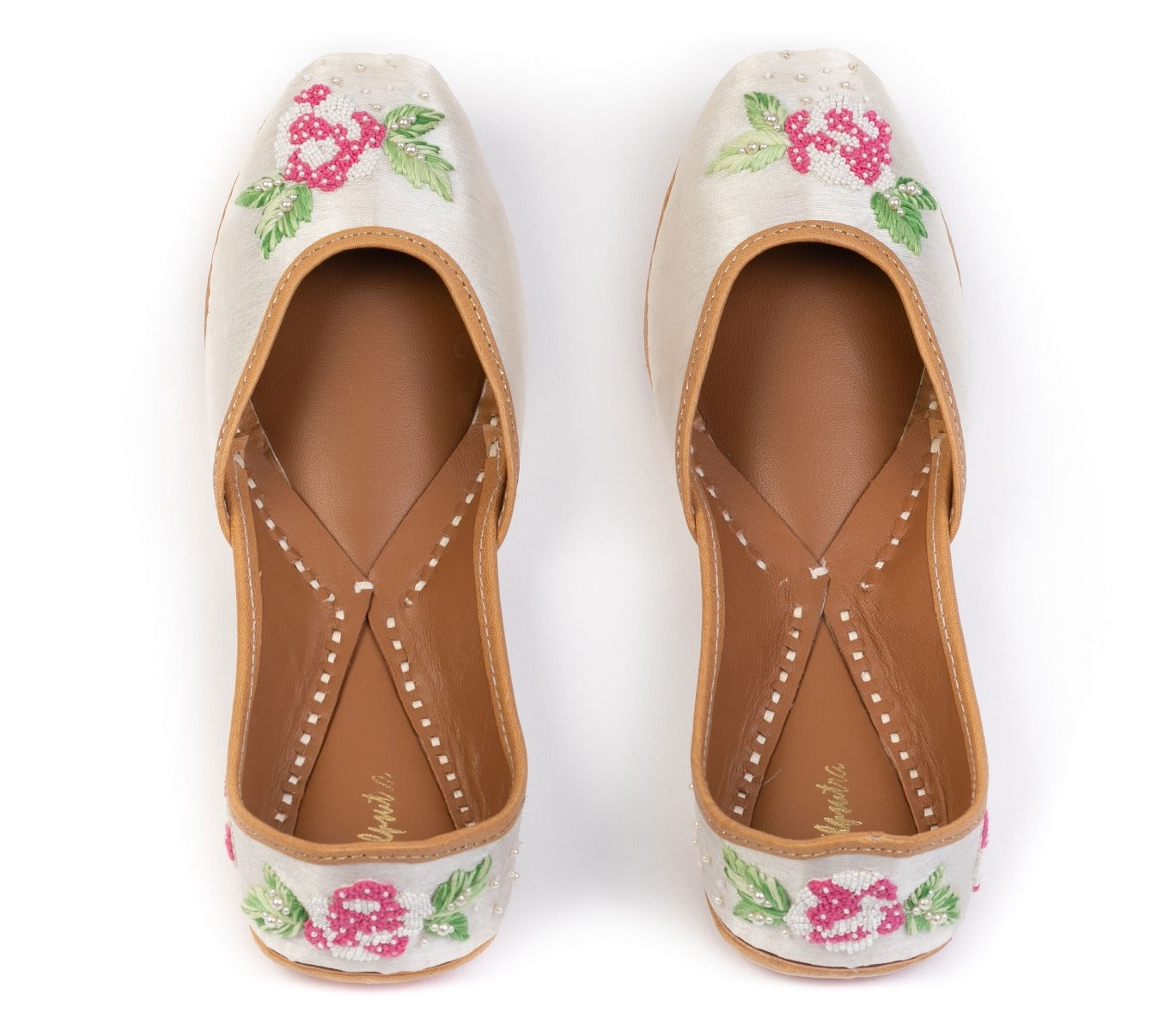 Hand Embroidered Designer Ladies Punjabi Jutti