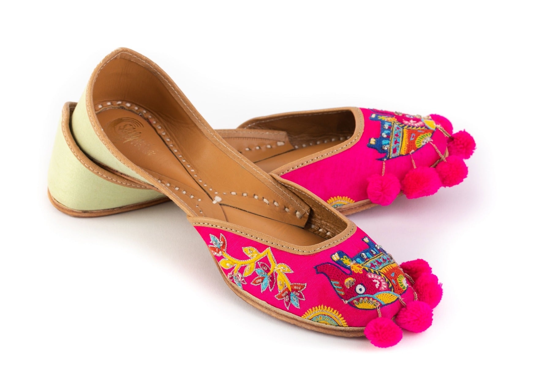 Pink Elephant Jutti