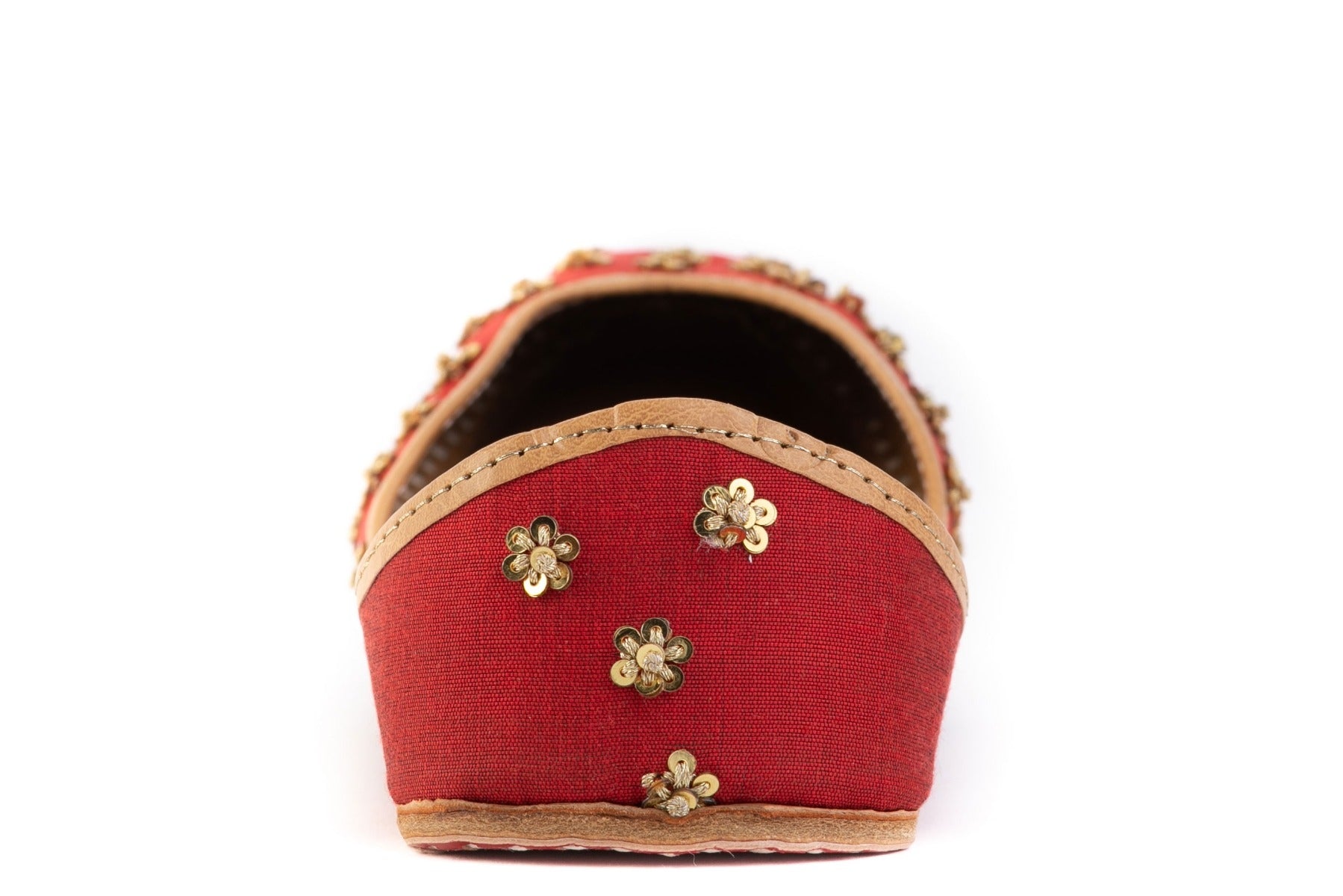 Designer Red Color Hand Embroidered Bridal Punjabi Jutti 