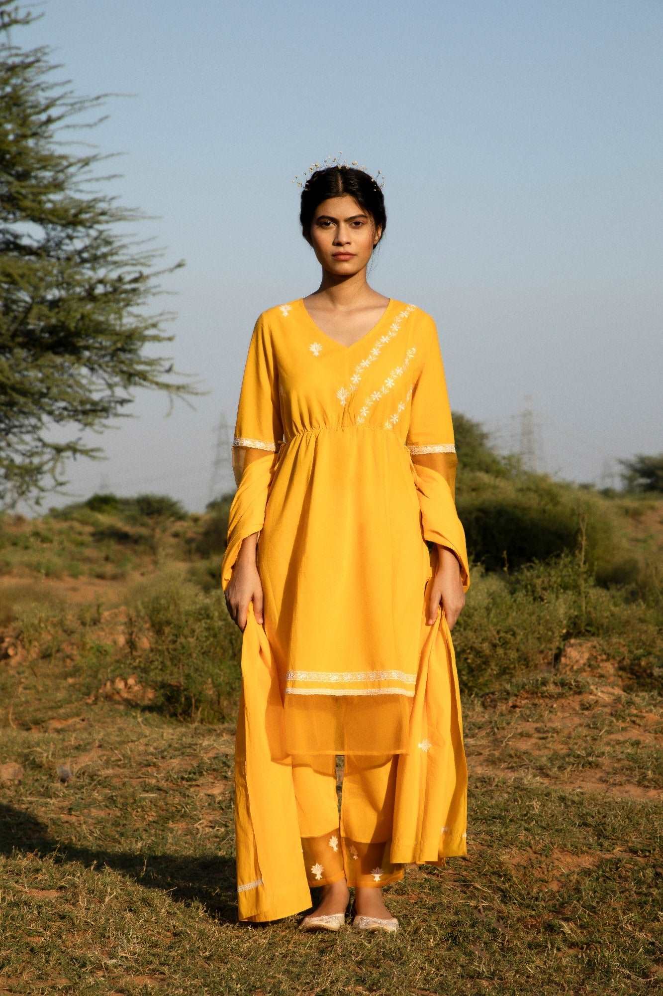Yellow Oxeye Daisy Kurti
