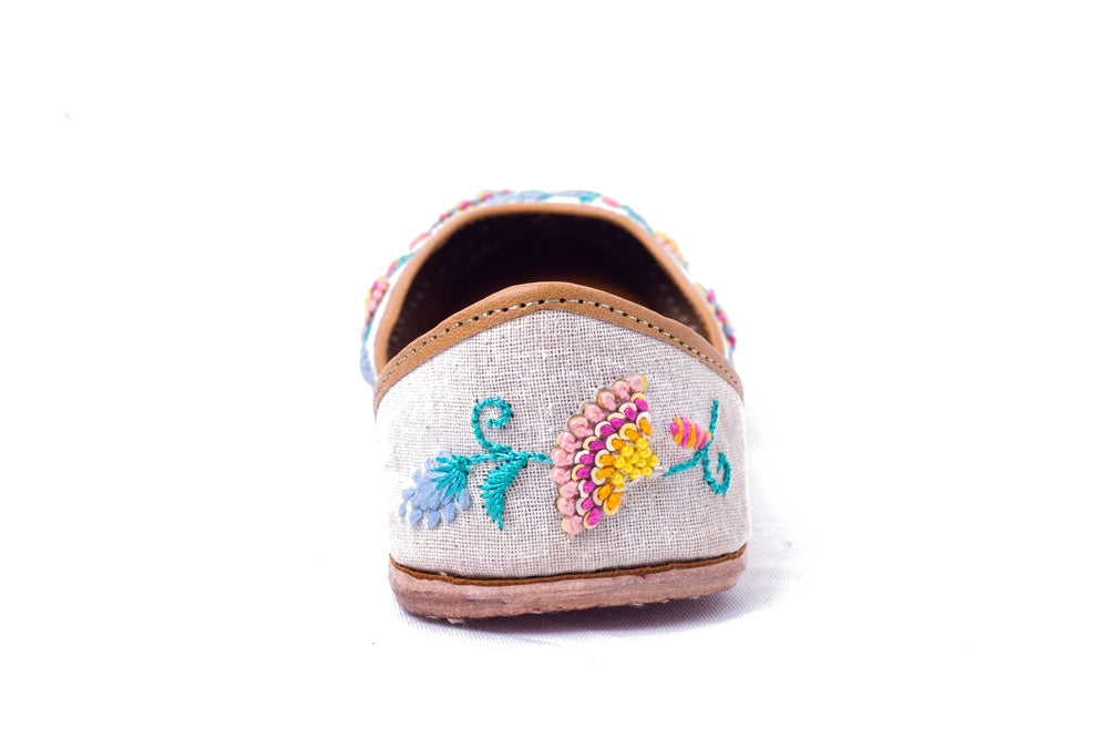 Floral Hand Painted Designer Ladies Punjabi Jutti